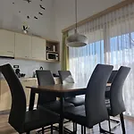 Apartma Pikabooth Terme *