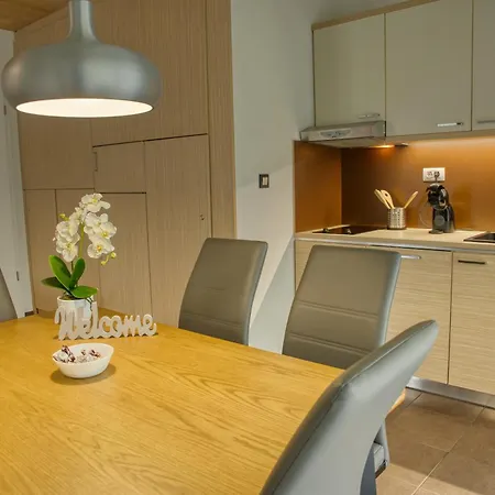 Apartma Pikabooth Holiday home Topolsica